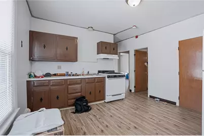 139 E School Street, Woonsocket, RI 02895 - Photo 10