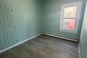 10 La Vaughn St, Providence, RI 02909 - Photo 6