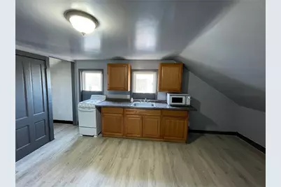 2 Young Avenue, Providence, RI 02908 - Photo 2
