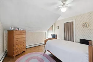 35 Woodlawn Ave, Pawtucket, RI 02860 - Photo 22