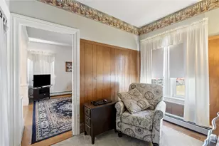 35 Woodlawn Ave, Pawtucket, RI 02860 - Photo 12