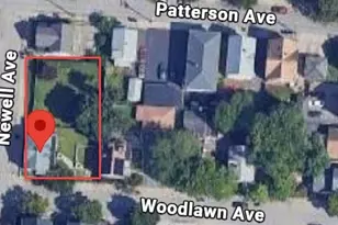 35 Woodlawn Ave, Pawtucket, RI 02860 - Photo 2