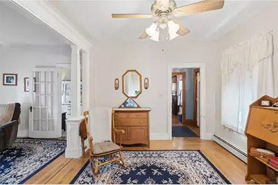 35 Woodlawn Avenue, Pawtucket, RI 02860 - Photo 6