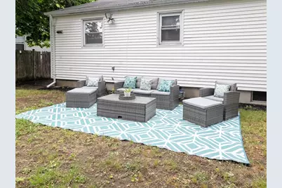 83 Vincent Avenue, North Providence, RI 02904 - Photo 4