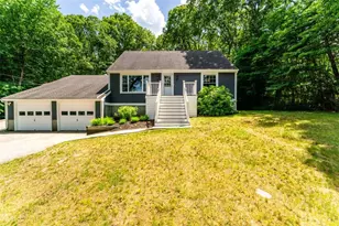 25 Hickory Ln, Westerly, RI 02891 - Photo 8