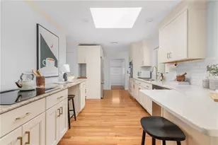 104 Kay Blvd, Newport, RI 02840 - Photo 10
