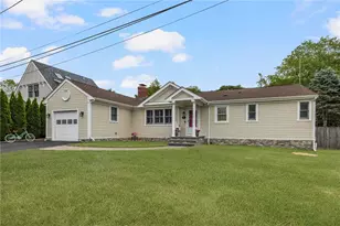 104 Kay Blvd, Newport, RI 02840 - Photo 1
