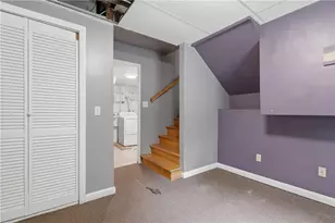 36 Wentworth St, North Providence, RI 02904 - Photo 26
