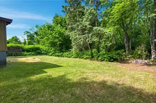 36 Wentworth St, North Providence, RI 02904 - Photo 32