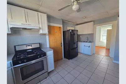 2 Gansett Avenue, Cranston, RI 02920 - Photo 8