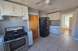 2 Gansett Ave, Cranston, RI 02920 - Photo 8