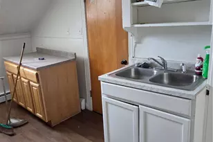 2 Gansett Ave, Cranston, RI 02920 - Photo 14