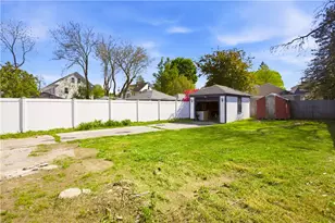 18 Harding Ave, Cranston, RI 02905 - Photo 30