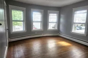 256 Japonica St, Pawtucket, RI 02860 - Photo 6