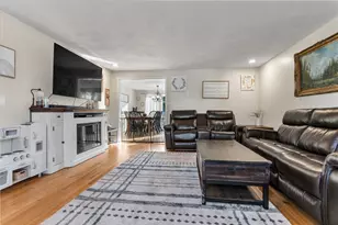 62 Canonchet Trail, Cranston, RI 02921 - Photo 6