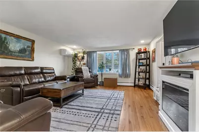 62 Canonchet Trail, Cranston, RI 02921 - Photo 4