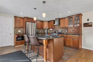 62 Canonchet Trail, Cranston, RI 02921 - Photo 10