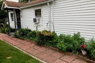 3 Fowler St, Jamestown, RI 02835 - Photo 6