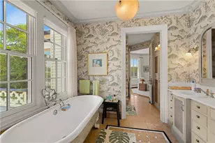 701 Bellevue Ave, Newport, RI 02840 - Photo 38