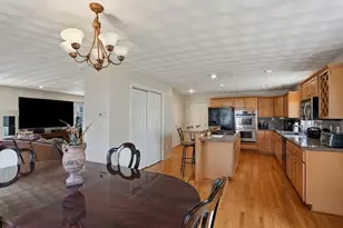 133 Sandringham Ave, Providence, RI 02908 - Photo 10
