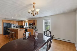 133 Sandringham Ave, Providence, RI 02908 - Photo 8