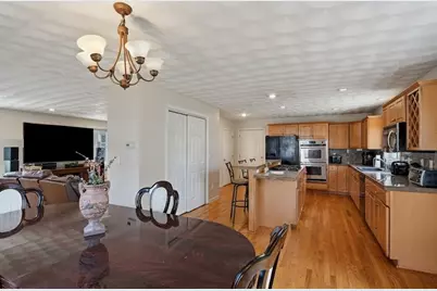 133 Sandringham Avenue, Providence, RI 02908 - Photo 10