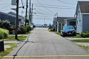854 Matunuck Beach Road Rd, South Kingstown, RI 02879 - Photo 16