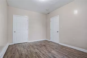 6 Bloomingdale Ave, Pawtucket, RI 02860 - Photo 8