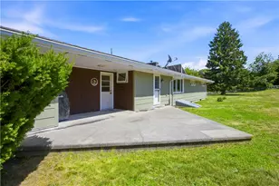 25 Westport Harbor Rd, Little Compton, RI 02837 - Photo 10