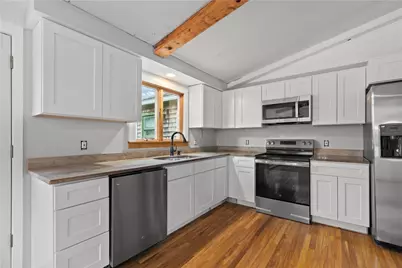 49 Dexter Street, Portsmouth, RI 02871 - Photo 8