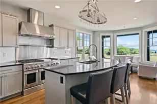 474 Wapping Rd, Portsmouth, RI 02871 - Photo 16