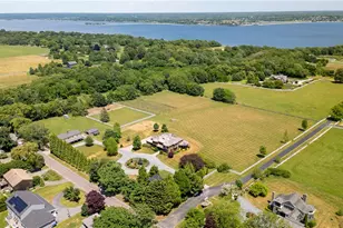 474 Wapping Rd, Portsmouth, RI 02871 - Photo 6