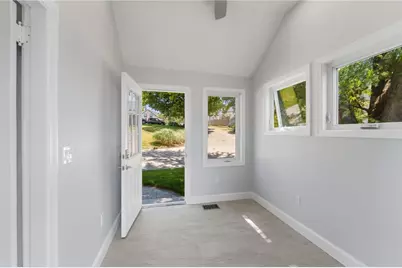 197 Grand View Drive, Warwick, RI 02886 - Photo 16