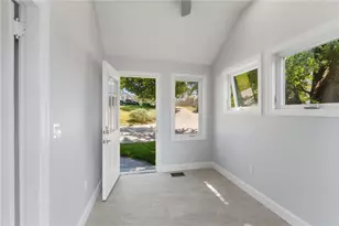 197 Grand View Dr, Warwick, RI 02886 - Photo 16
