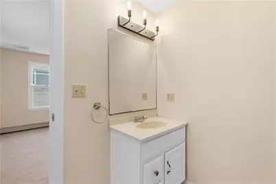 94 Ridgewood Road, Middletown, RI 02842 - Photo 14