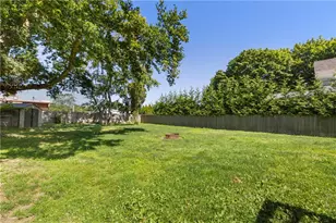 94 Ridgewood Rd, Middletown, RI 02842 - Photo 30