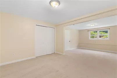 94 Ridgewood Road, Middletown, RI 02842 - Photo 20
