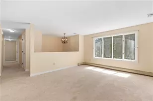 94 Ridgewood Rd, Middletown, RI 02842 - Photo 2