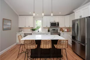 31 Prescott Hall Rd, Newport, RI 02840 - Photo 10