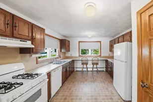 265 Grand View Dr, Warwick, RI 02886 - Photo 40