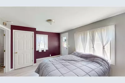 69 Kenway Avenue, Warwick, RI 02889 - Photo 10