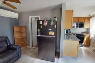 69 Kenway Ave, Warwick, RI 02889 - Photo 6