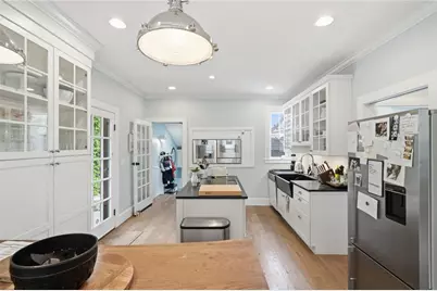 52 Berkeley Avenue, Newport, RI 02840 - Photo 12