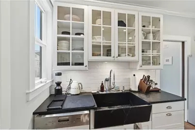 52 Berkeley Avenue, Newport, RI 02840 - Photo 16