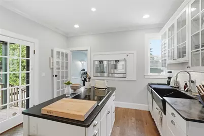 52 Berkeley Avenue, Newport, RI 02840 - Photo 14