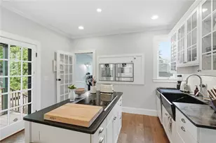 52 Berkeley Ave, Newport, RI 02840 - Photo 14