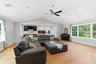 10 Stirling Dr, Glocester, RI 02857 - Photo 14