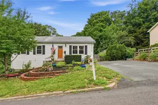 37 Crestwood Dr, West Warwick, RI 02893 - Photo 1