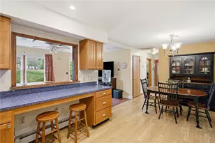 37 Crestwood Dr, West Warwick, RI 02893 - Photo 8