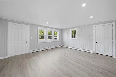 1392 Putnam Pike, Glocester, RI 02814 - Photo 8
